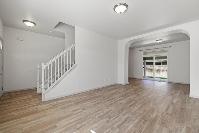 Building Photo - 220 Beam Ct