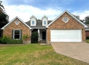Building Photo - 1808 Lion-Heart Dr