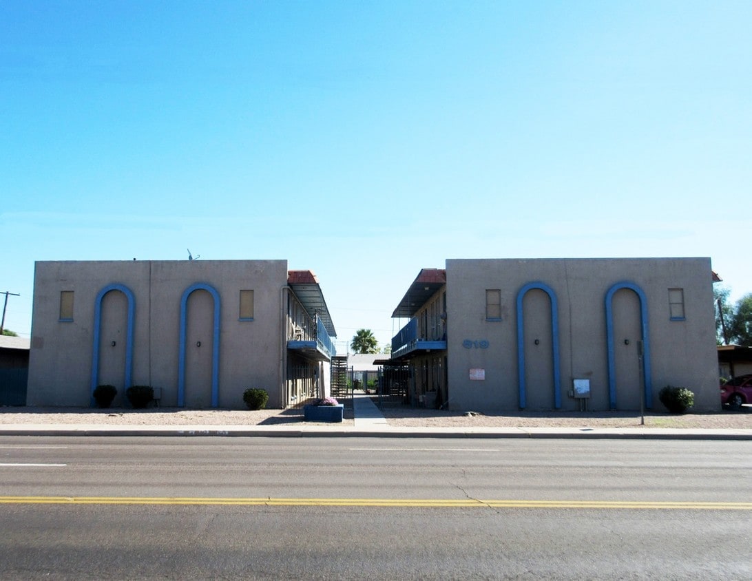 Primary Photo - Blue Ridge Apartments