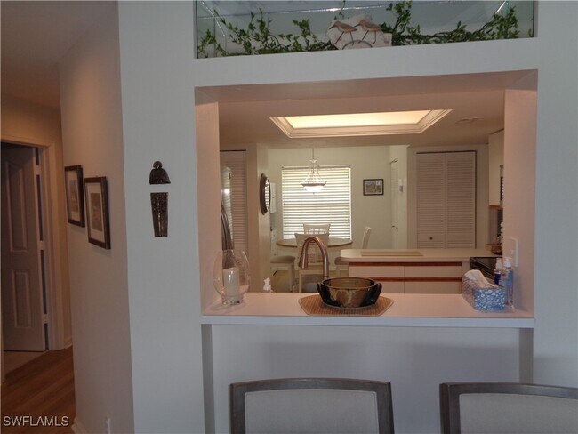 Foto del edificio - 6250 Bellerive Ave