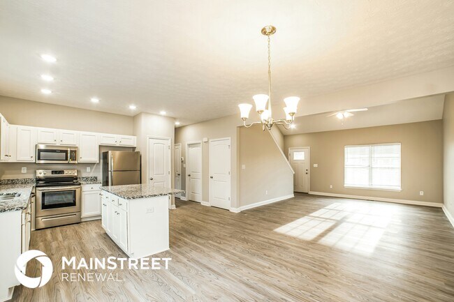Building Photo - 9137 River Trail Dr