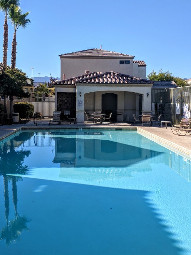 Foto del edificio - 7760 Hampton Willows Ln