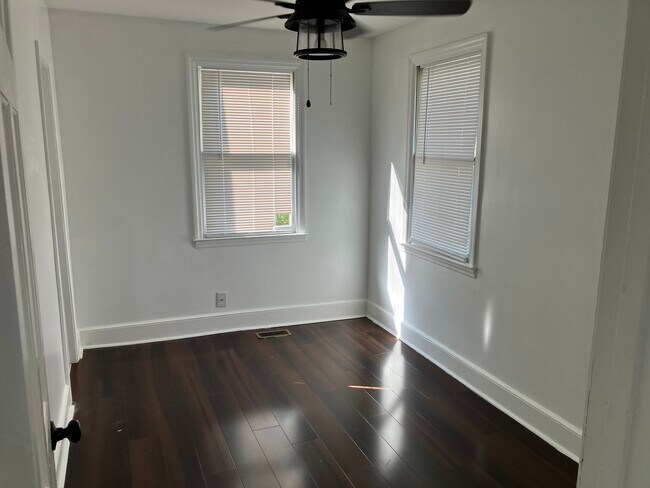 Foto del edificio - 203 Branham St