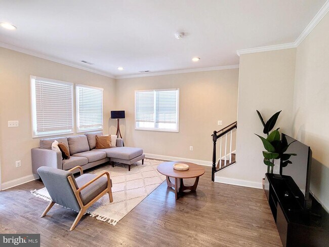 Foto del edificio - 7122 Oak Ridge Rd