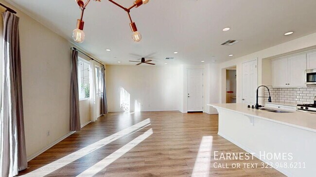 Foto del edificio - 9241 N Lamia Ct