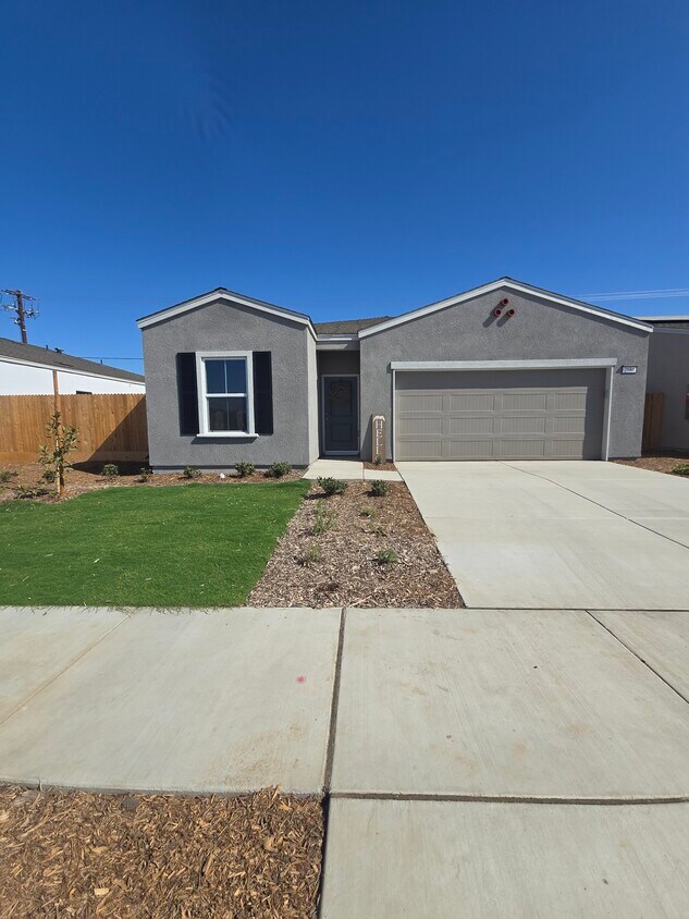 Foto principal - 2584 W Cambridge St
