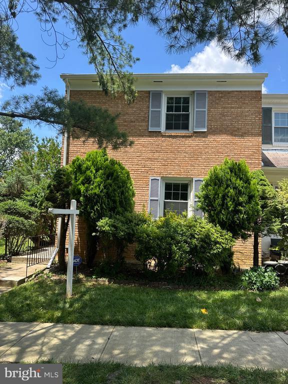 Foto del edificio - 4524 Pinecrest Heights Dr