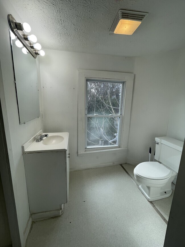 Foto del edificio - 511 Florida Ave