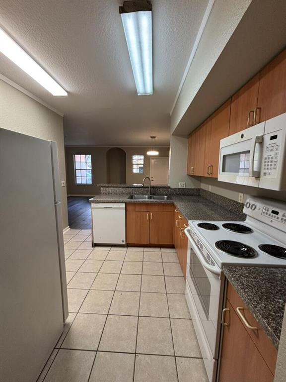 Foto del edificio - 2412 Belmont Ln