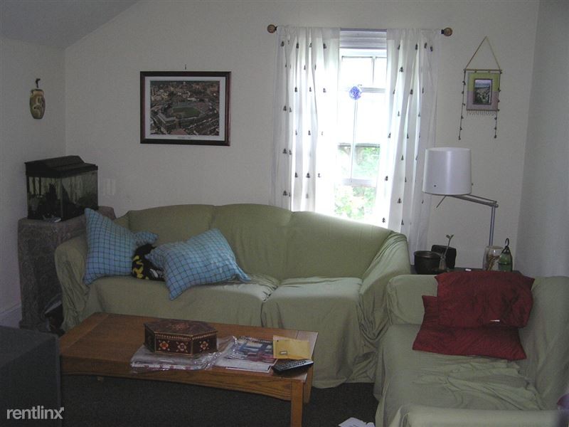 Primary Photo - 25 Hardwick St