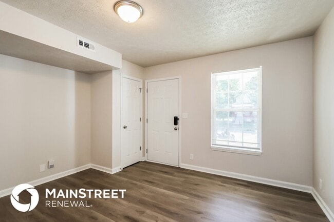 Building Photo - 2331 Garland Ave