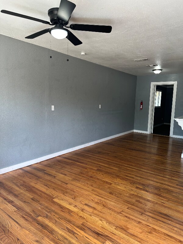 Building Photo - 311 Glamis Ave