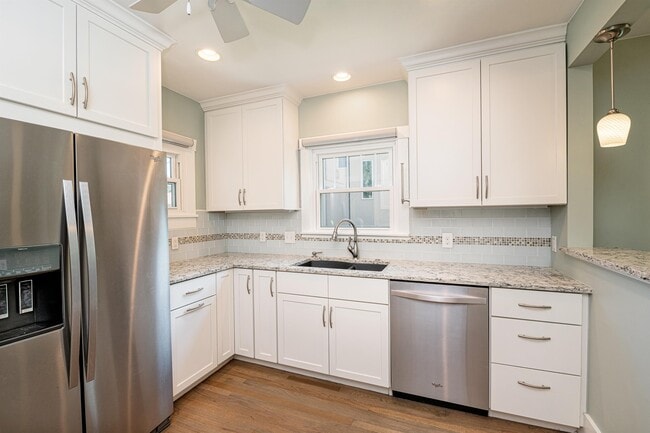Building Photo - 3738 Zenobia St