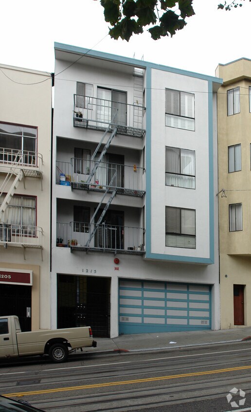 Building Photo - 1215 Hyde St