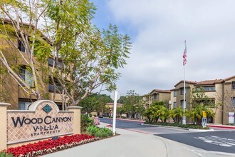 Wood Canyon Villa Apartment Homes photo'