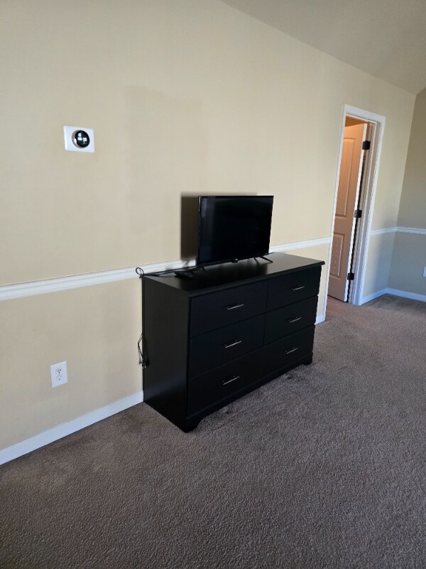 Building Photo - 2797 Huntcliffe Dr