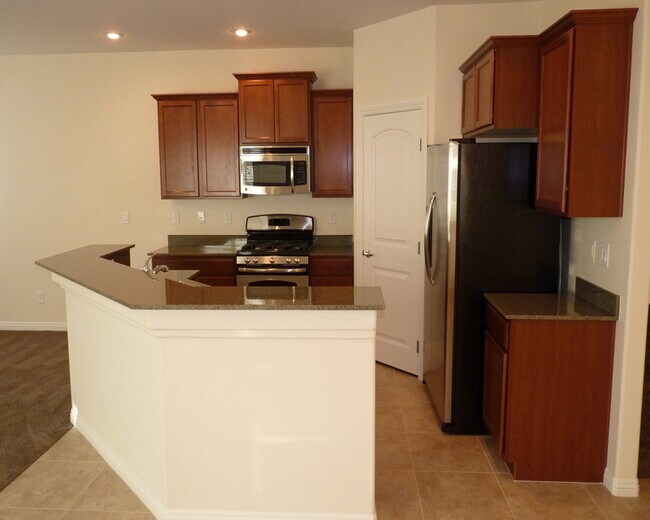 Building Photo - 10099 Aspen Rose St