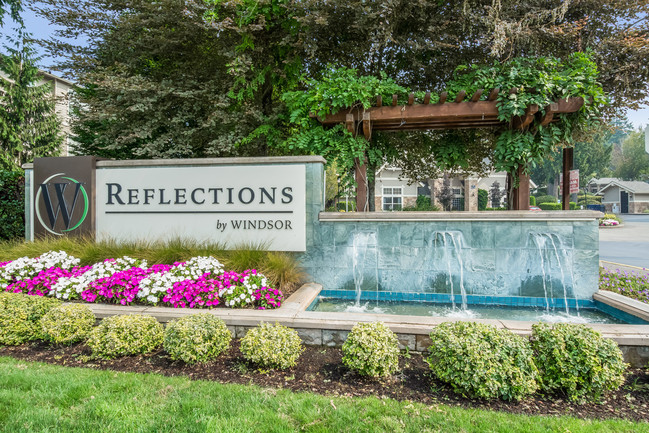 Ideally located in Redmond, Washington with easy access to I-520/I-405 - Reflections by Windsor