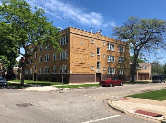 Primary Photo - 1101 N Avers Ave