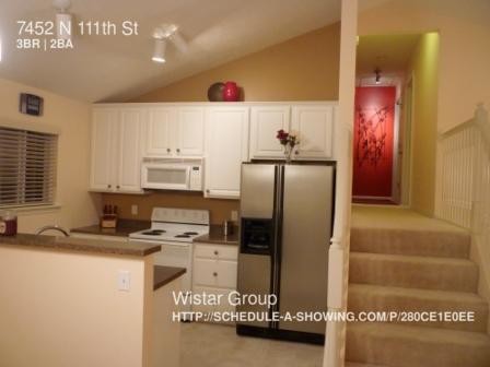 Foto del edificio - 7452 N 111th St