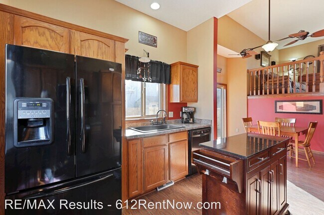 Building Photo - 4 br, 2 bath House - 1114 County Road D E