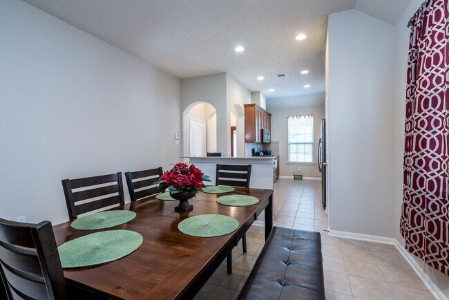 Foto del edificio - 6503 Evanmill Ln