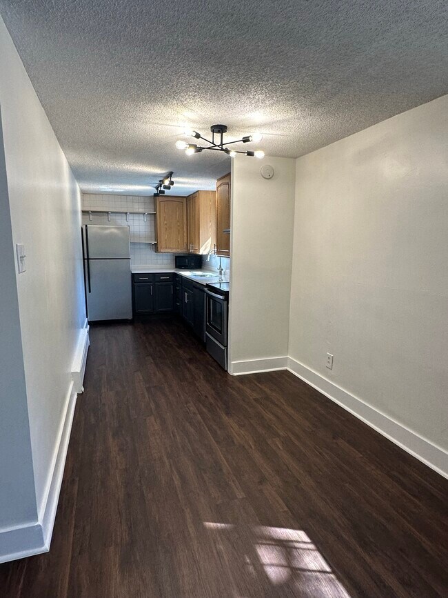 Foto del edificio - 1243 N Washington St