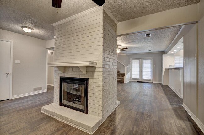 Foto del edificio - 757 Aspen Ct