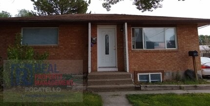 Building Photo - 625 El Rancho Blvd