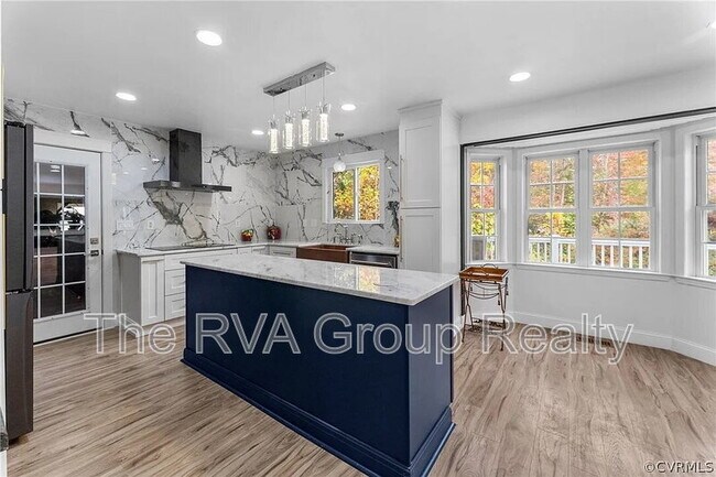 Foto del edificio - 8300 Winterslow Terrace