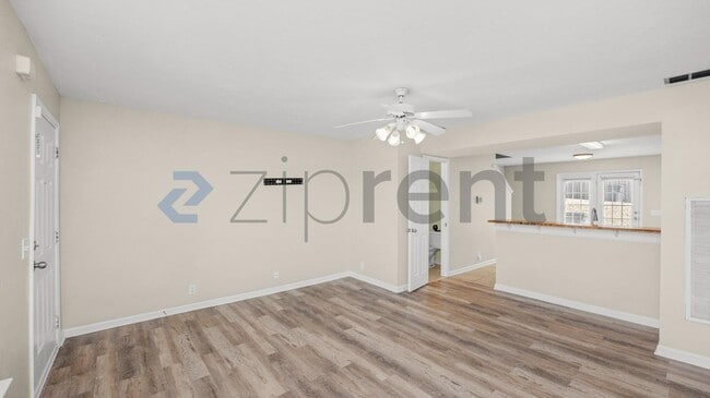 Foto del edificio - 4016 Cody Dr