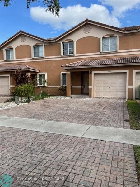 Primary Photo - 9920 NW 19th Pl