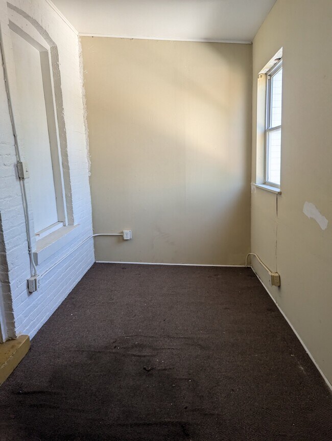 Foto del edificio - 1148 N Mayfield Ave
