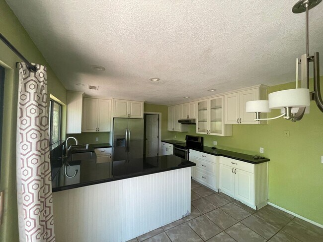 Foto del edificio - VILLAGE OF OAK CREEK