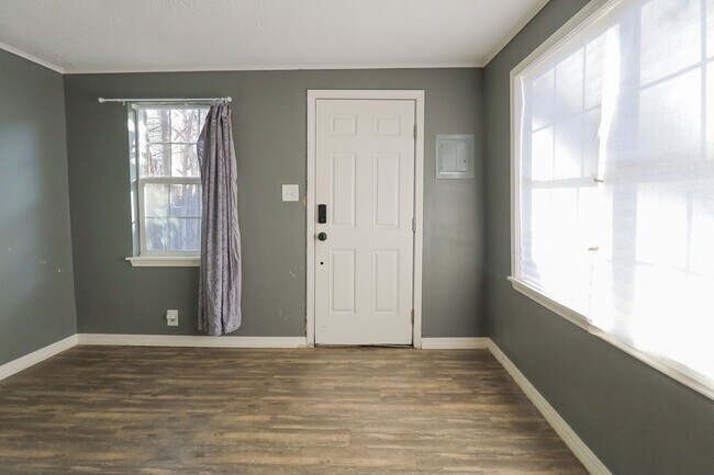 Foto del edificio - 1 Bed | 1 Bath in Midtown Tulsa!
