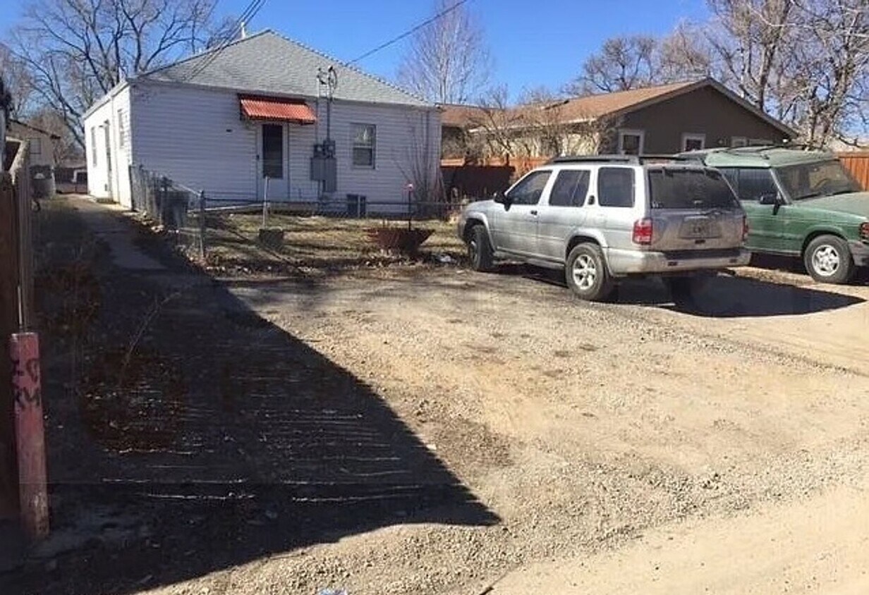4640 S St, Englewood, CO 80110 Townhome Rentals in Englewood CO