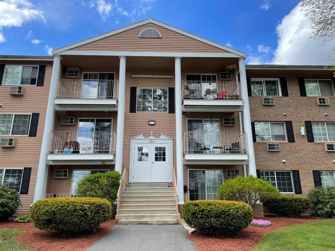 Primary Photo - 385 Huse Rd