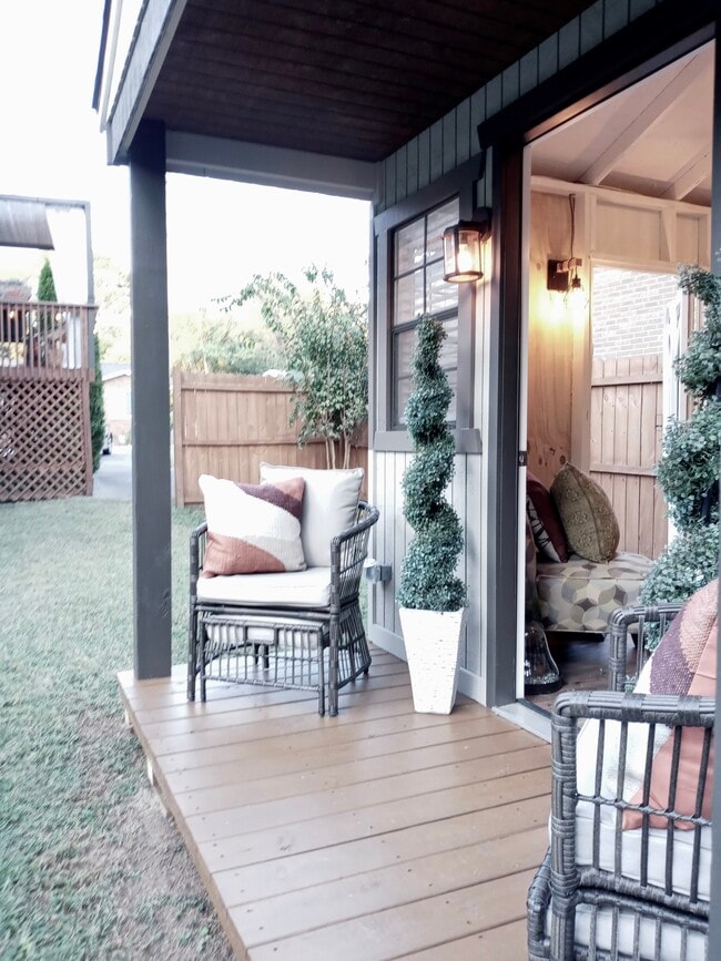 Flex Shed/side and backyard. - 2314 Cooper Ter
