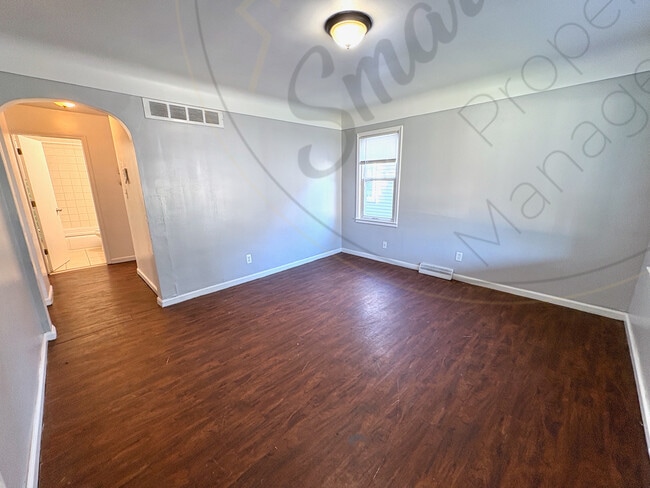 Building Photo - 7032 Fisher Ave