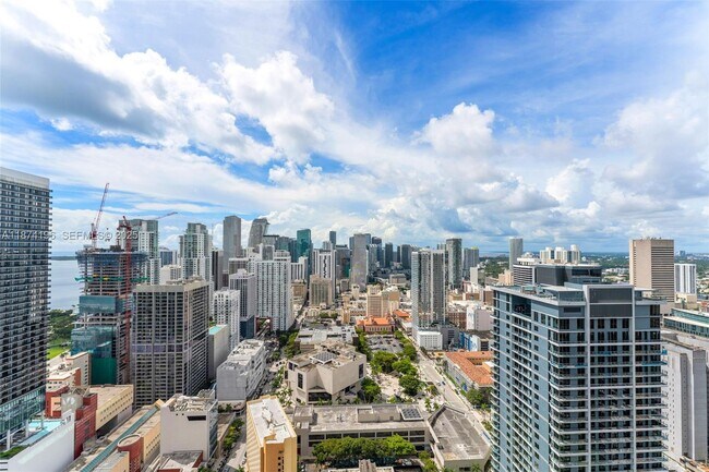 Foto del edificio - 159 NE 6th St