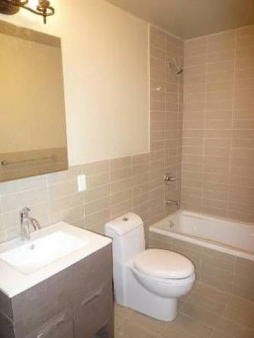 Building Photo - 309 E 108th St