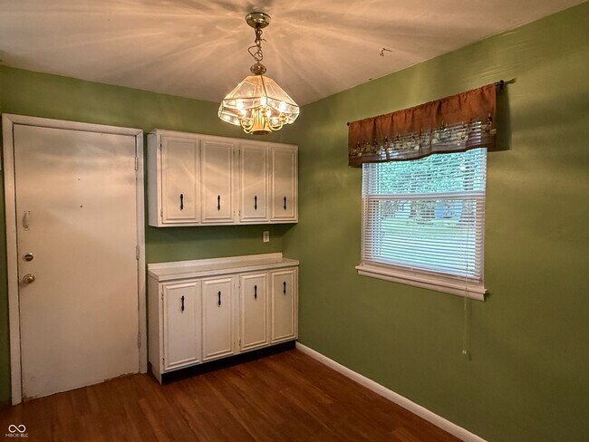 Foto del edificio - 405 S Catherwood Ave