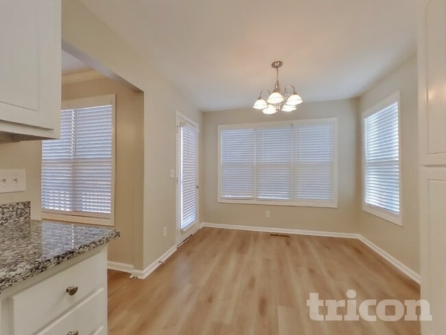 Building Photo - 191 River Ridge Dr