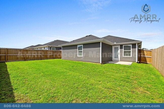 Building Photo - Move-In Ready 3-Bedroom Home – Ideal for Families!
