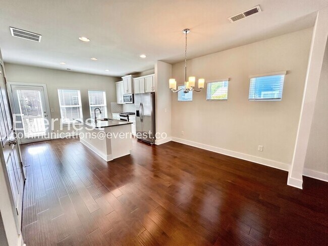 Building Photo - 3783 Oxford Cir