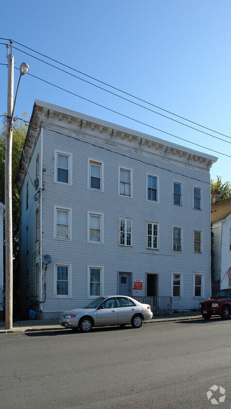 El archivo foto del edificio - 221 Allen St