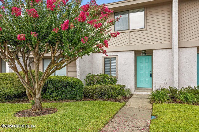 Foto principal - 2142 Sea Hawk Dr