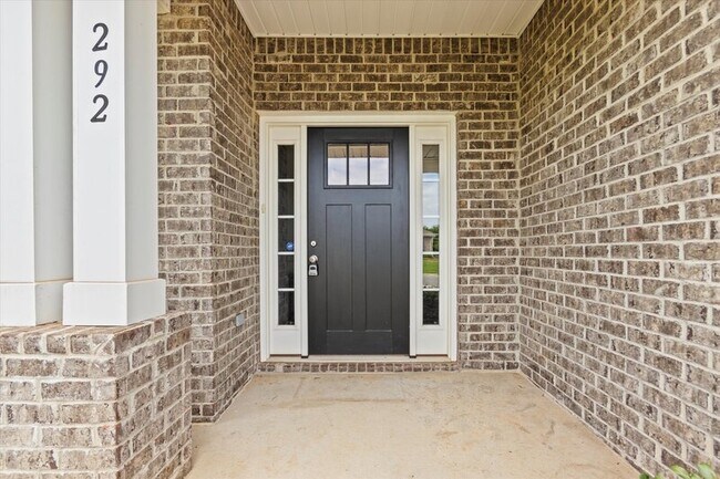 Foto del edificio - 292 Abercorn Dr