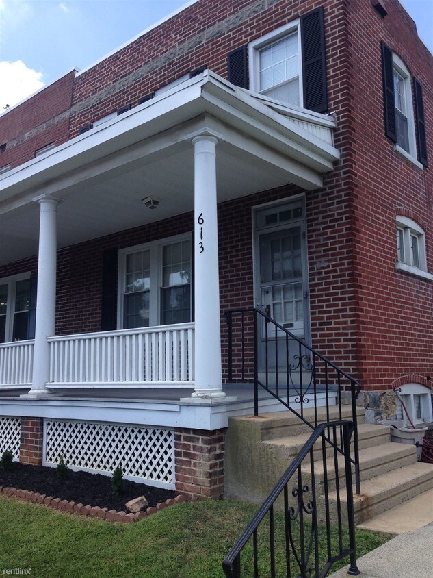 Primary Photo - 613 Park Ave