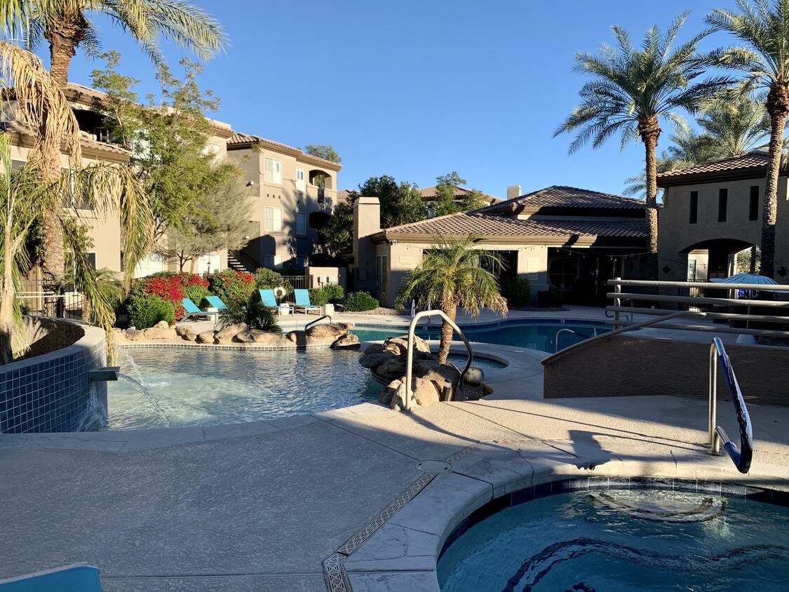 3236 E Chandler Blvd, Phoenix, AZ 85048 Condo for Rent in Phoenix, AZ